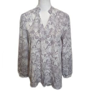 Jennifer Lopez v-neck gray & white snakeskin print silky blouse, long sleeve S